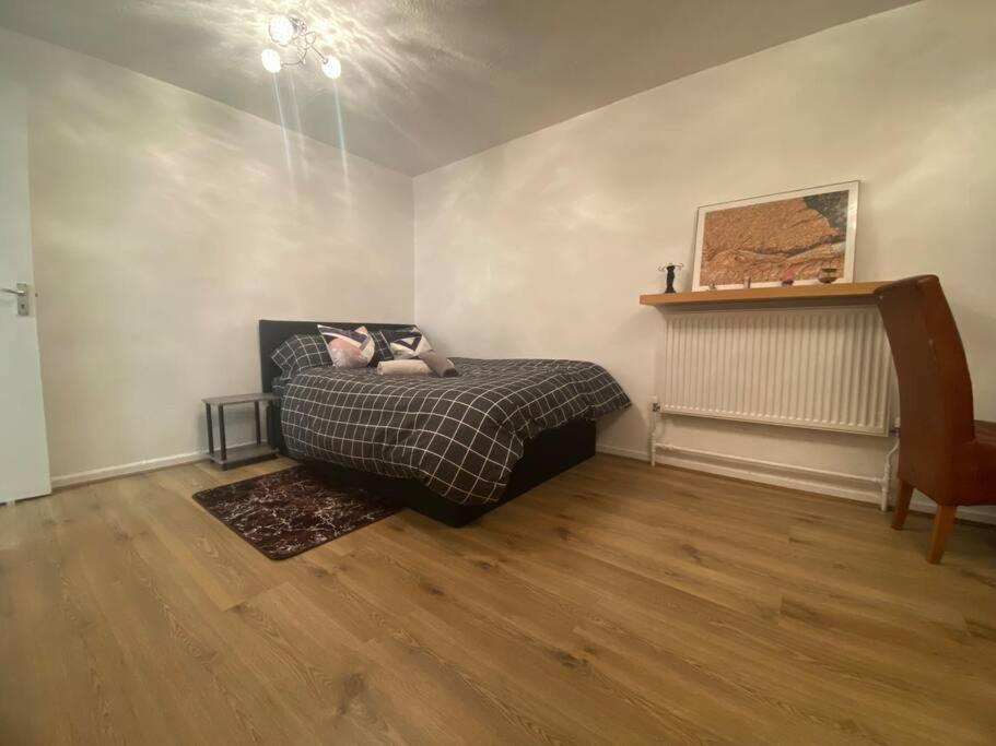 2 Bedroom Flat Camberwell Grove Лондон Экстерьер фото
