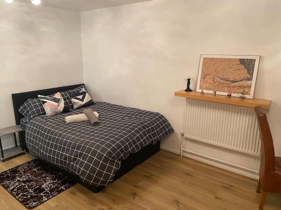 2 Bedroom Flat Camberwell Grove Лондон Экстерьер фото