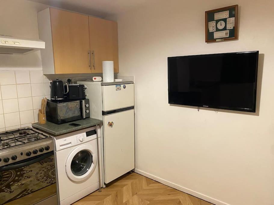 2 Bedroom Flat Camberwell Grove Лондон Экстерьер фото